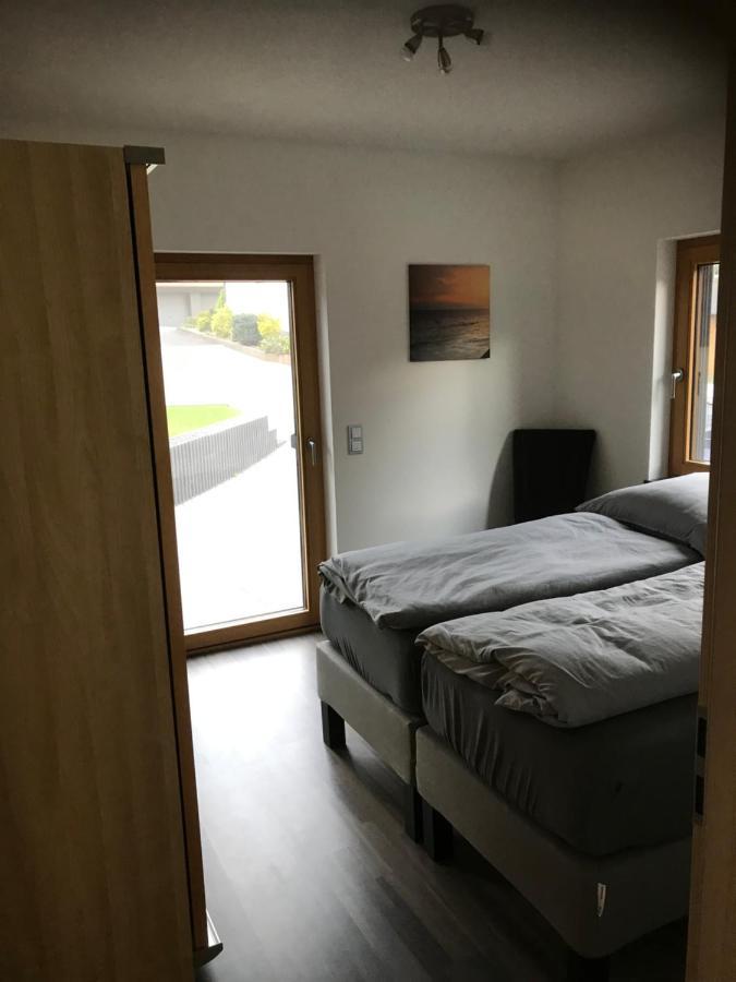 Ferienwohnung " Wein Unter Palmen " Neumagen-Dhron Exteriör bild