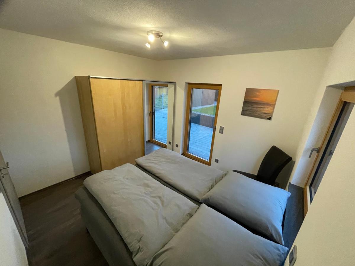 Ferienwohnung " Wein Unter Palmen " Neumagen-Dhron Exteriör bild