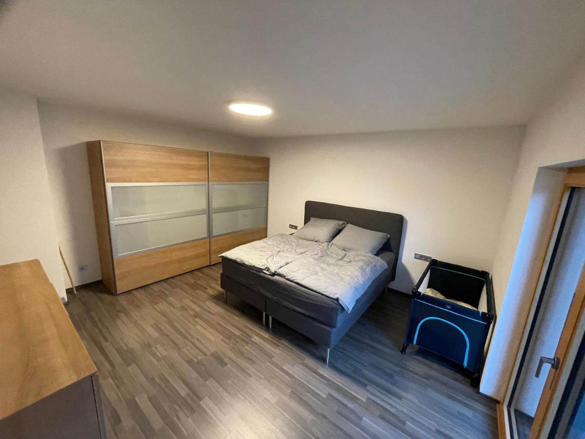 Ferienwohnung " Wein Unter Palmen " Neumagen-Dhron Exteriör bild