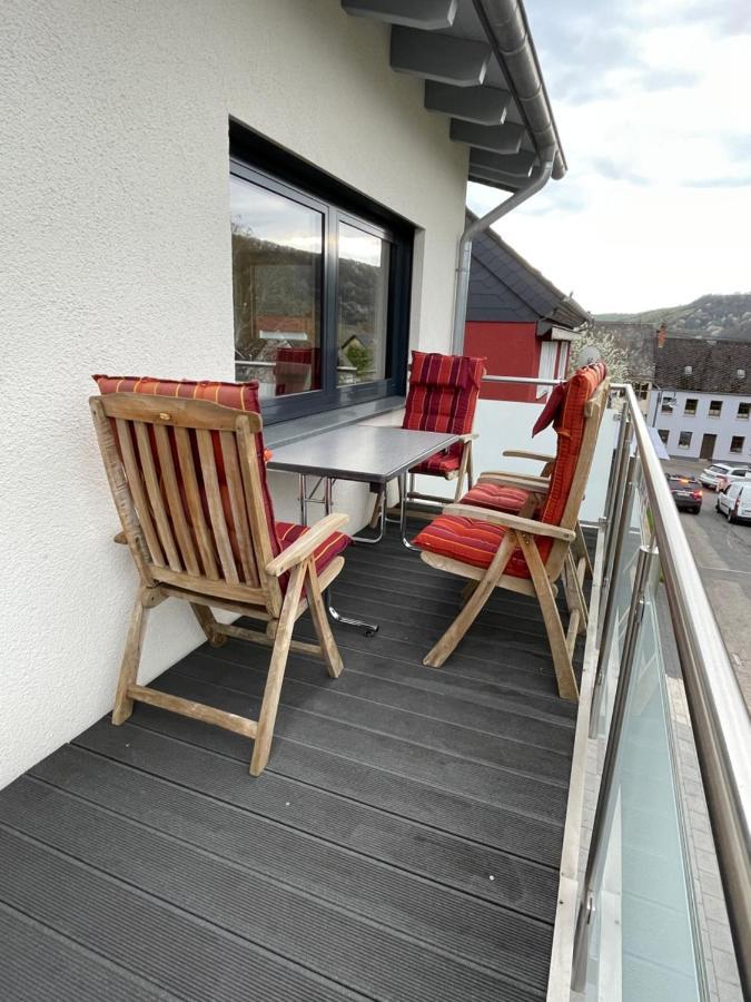 Ferienwohnung " Wein Unter Palmen " Neumagen-Dhron Exteriör bild